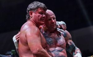Сергій Харитонов розкритикував бій Тактарова з Монсоном: "Показали таку клоунаду"