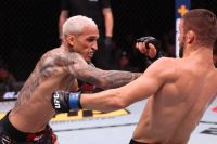 Чарльз Олівейра засабмітив Матеуша Гамрота в другому раунді на UFC FIght Night 261