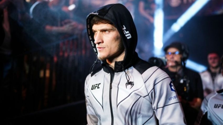 Мовсар Євлоєв заявив, що UFC не хоче давати йому титульний шанс