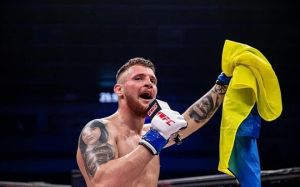 Боєць UFC Втрата допомагає українській армії