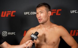 Рахмонову не надходила пропозиція побитися з Едвардсом на UFC 300