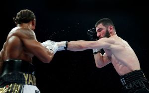 Тімоті Бредлі оцінив виступ Артура Бетербієва в бою з Ентоні Ярдом