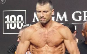 Олександр Гвоздик повідомив про зрив наступного бою: "Буду зустрічатися зі своїм тренером і щось вирішувати"