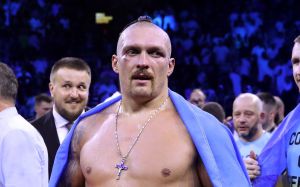Іван Редкач потролив Усика після зриву бою з Тайсоном Ф'юрі