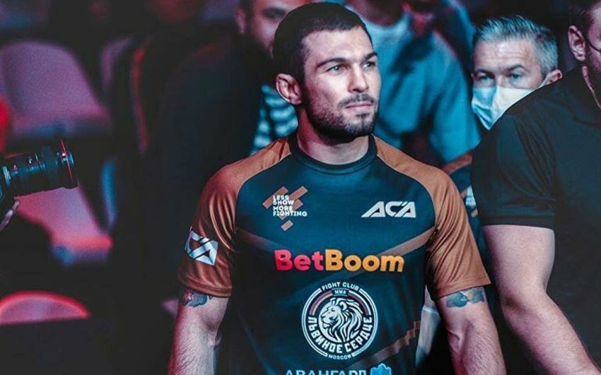Едуард Вартанян веде переговори з Bellator і UFC