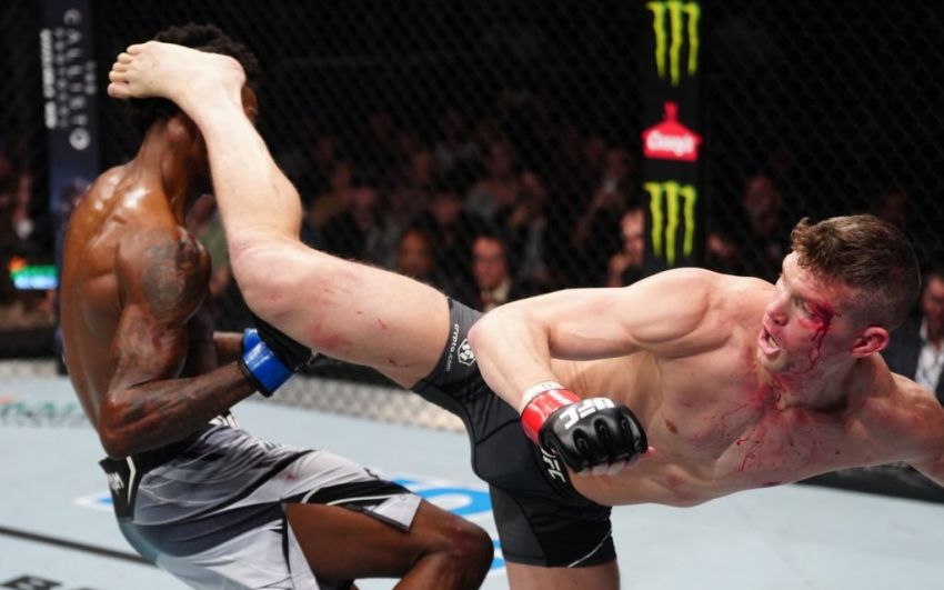 Відео бою Стівен Томпсон - Кевін Голланд UFC on ESPN 42