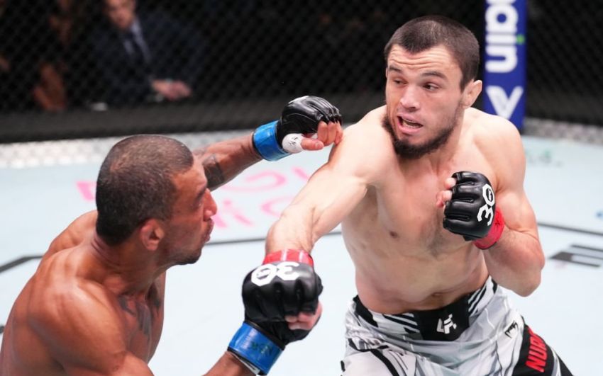 Відео бою Умар Нурмагомедов - Раоні Барселос UFC Fight Night 217