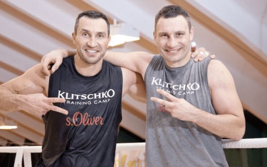 "Було так прикро": Володимир Кличко розповів, як рідний брат відправляв його на пенсію