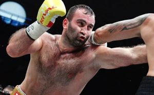 Харитонов дав категоричний прогноз на бій Гассієва з Балогуном