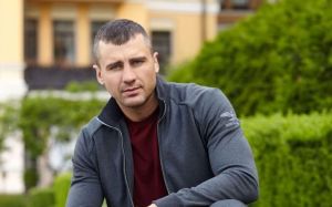 Спаринг із Канело чи бій із Болотником: Гвоздик розповів, де він більше заробить