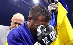 Василь Ломаченко зробив першу заяву в соцмережах після перемоги над Камбососом
