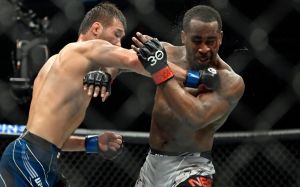 Бонуси UFC 285: Ніл отримав призові $50 тисяч, незважаючи на провалене зважування
