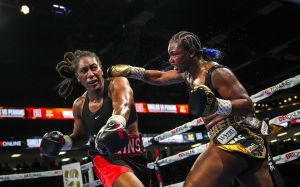 Кларисса Шилдс перемогла Деніель Перкінс і стала абсолютною чемпіонкою світу в суперважкій вазі