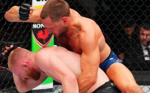 Бо Нікал зробив першу заяву після поразки від де Ріддера на UFC on ESPN 67