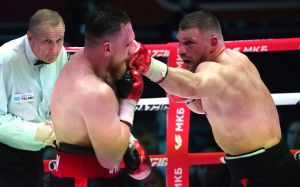 Два відомі російські боксери можуть отримати паспорт іншої країни