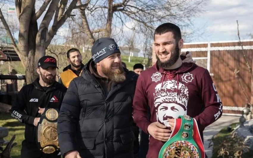 Рамзан Кадиров подарував Бетербієву автомобіль і присвоїв звання почесного громадянина Чечні: "Ми пишаємося тобою, наш брате"