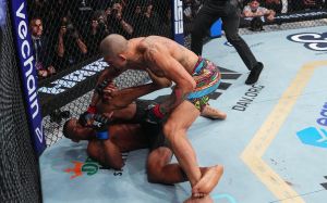 Відео бою Алекс Перейра - Джамаал Хілл UFC 300
