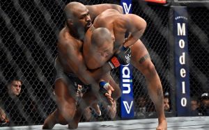 Сергій Харитонов - про перемогу Джонса на UFC 285: "Чесно, не зрозумів бою"