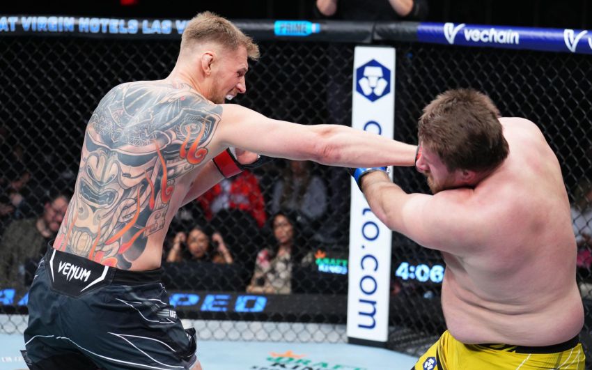 Слова Олександра Волкова після перемоги над Олександром Романовим на UFC Fight Night 221