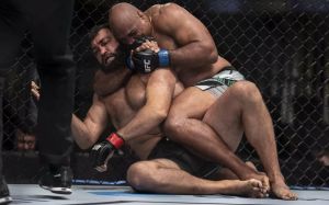 Андрій Орловський був "задушений" де Лімою на турнірі UFC Fight Night 213