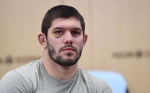 "Я буду першим, а він піде на пенсію". Молдавський обіцяє посунути Бейдера