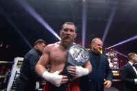 Дмитро Кудряшов переміг Райделла Букера одноголосним рішенням суддів