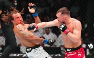 Відео бою Петр Ян - Маркус МакГі UFC on АВС 9