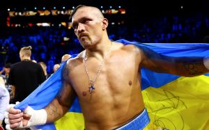 Олександр Усик відповів росіянам щодо "Україна бомбила Донбас"