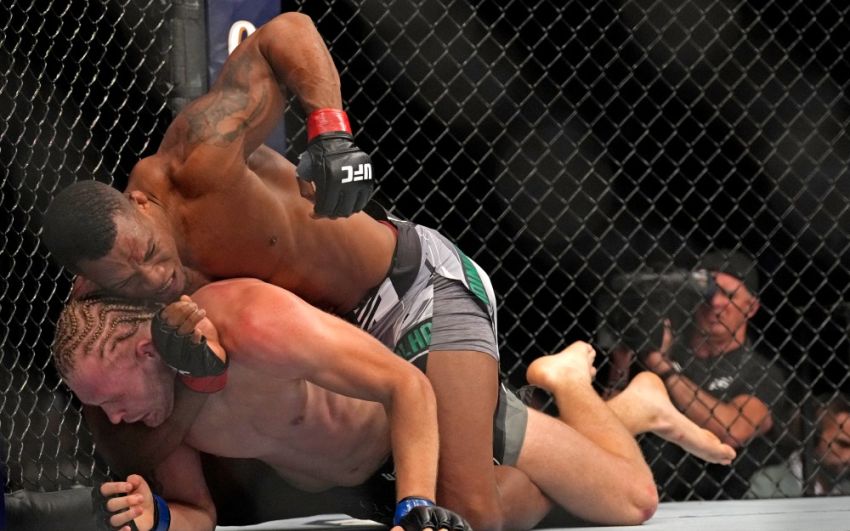 Відео бою Жаілтон Алмейда - Антон Туркалдж UFC 279