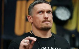 Олександр Усик пояснив, чому хоче побитися з Вайлдером, а не з Вордлі