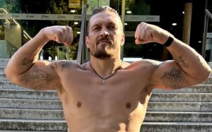Олександр Усик назвав найкращого боксера у світі