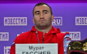 Дрозд - про поєдинок Гассієва з Балогуном: "Я не знаю, чому Мурат усе ще тупцює на місці"