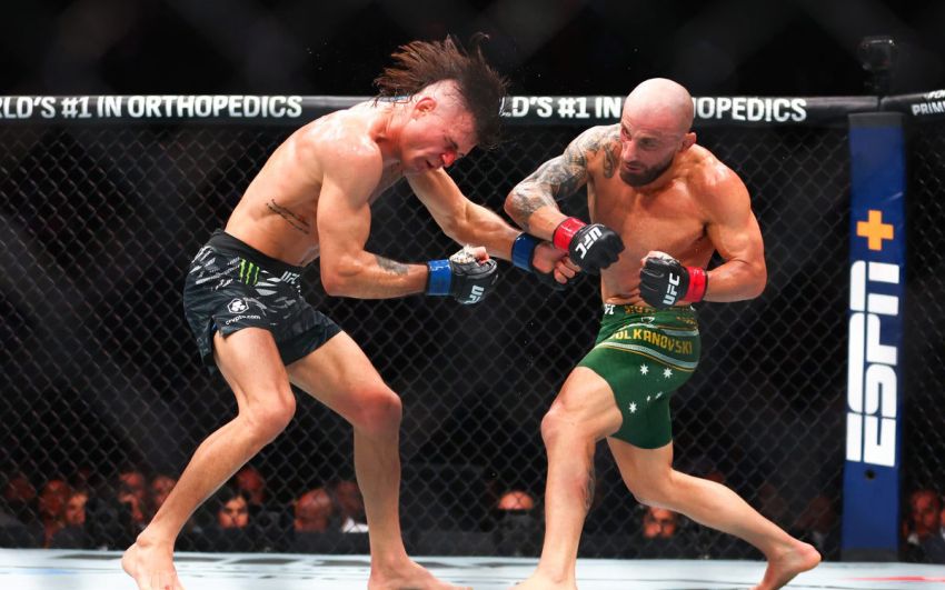 Відео бою Алекс Волкановскі - Дієго Лопес UFC 314