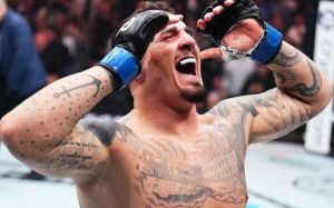 Джо Роган захопився тимчасовим чемпіоном UFC Томом Аспіналлом: "Він феноменальний"