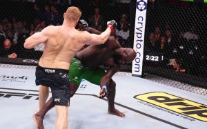 Відео бою Сергій Павлович - Жаірзіньо Розенстрайк UFC Fight Night 250