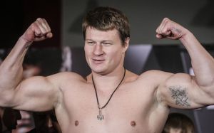 Кевін Джонсон розповів, як Повєткін нокаутував у спарингу двох іменитих бійців: "Від них не залишилося мокрого місця"