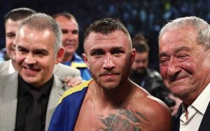 Боб Арум відреагував на думку Ломаченка про те, що Стівенсон - складніший суперник, ніж Хейні