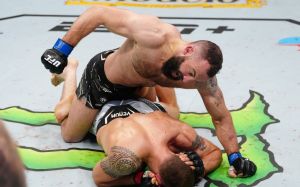 Роман Долідзе впевнено переміг Джека Херманссона на UFC on ESPN 42