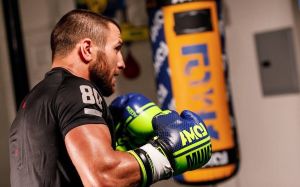 Володимир Хрюнов - про Ломаченка: "Це нормальна людина з чистою душею"