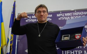 Тедді Атлас підібрав несподіваного суперника для Усика