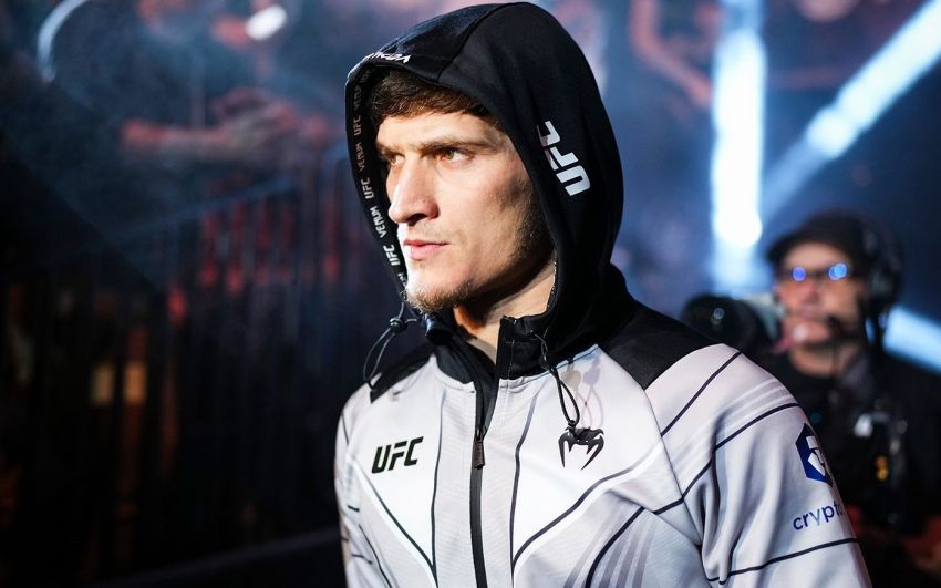 Мовсар Євлоєв розповів про гонорари в UFC: "Я звик ні в чому собі не відмовляти"