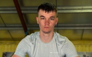 Аарон МакКенна кинув виклик усім чемпіонам середньої ваги