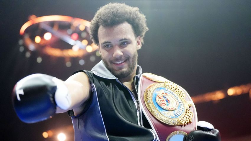 Мозес Ітаума очолив рейтинг WBA в суперважкій вазі