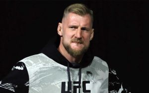 Жаілтон Алмейда та Олександр Волков проведуть бій на UFC 302