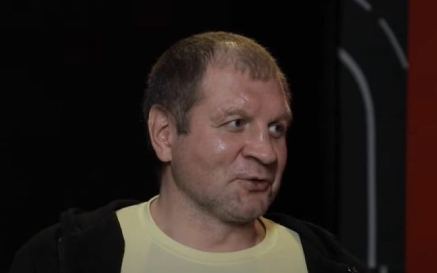 "Небезпечно для його життя". Сарнавський висловився щодо бою Ємельяненка з Єршовим