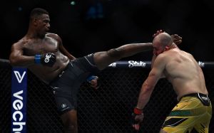 Джо Роган відреагував на перемогу Гілла над Тейшейрою на UFC 283
