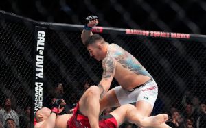 Том Аспіналл вирубав Сергія Павловича в першому раунді на UFC 295