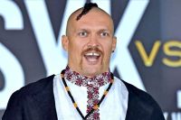 Чемпіон світу в першій важкій вазі задумався про бій з Усиком: "Він не великий супертяж"