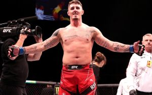 Аспіналл вказав на головний недолік Павловича перед їхнім боєм на UFC 295