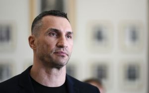 Григорій Дрозд - про можливе повернення Кличка: "Може, в кабінеті у Зеленського він випадково надихався чимось забороненим?"